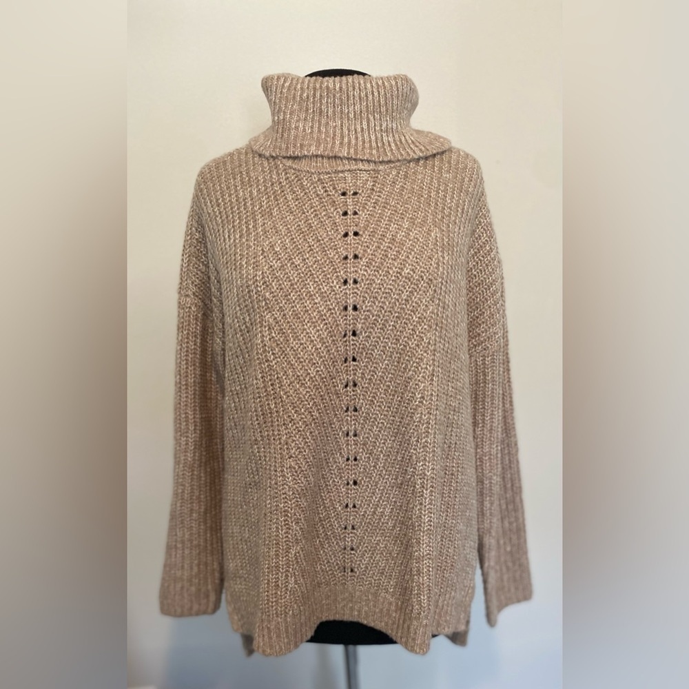 NWOT - Time and Tru Women's Textured Cowl Neck Tunic Sweater - Size Large - Picture 2 of 5